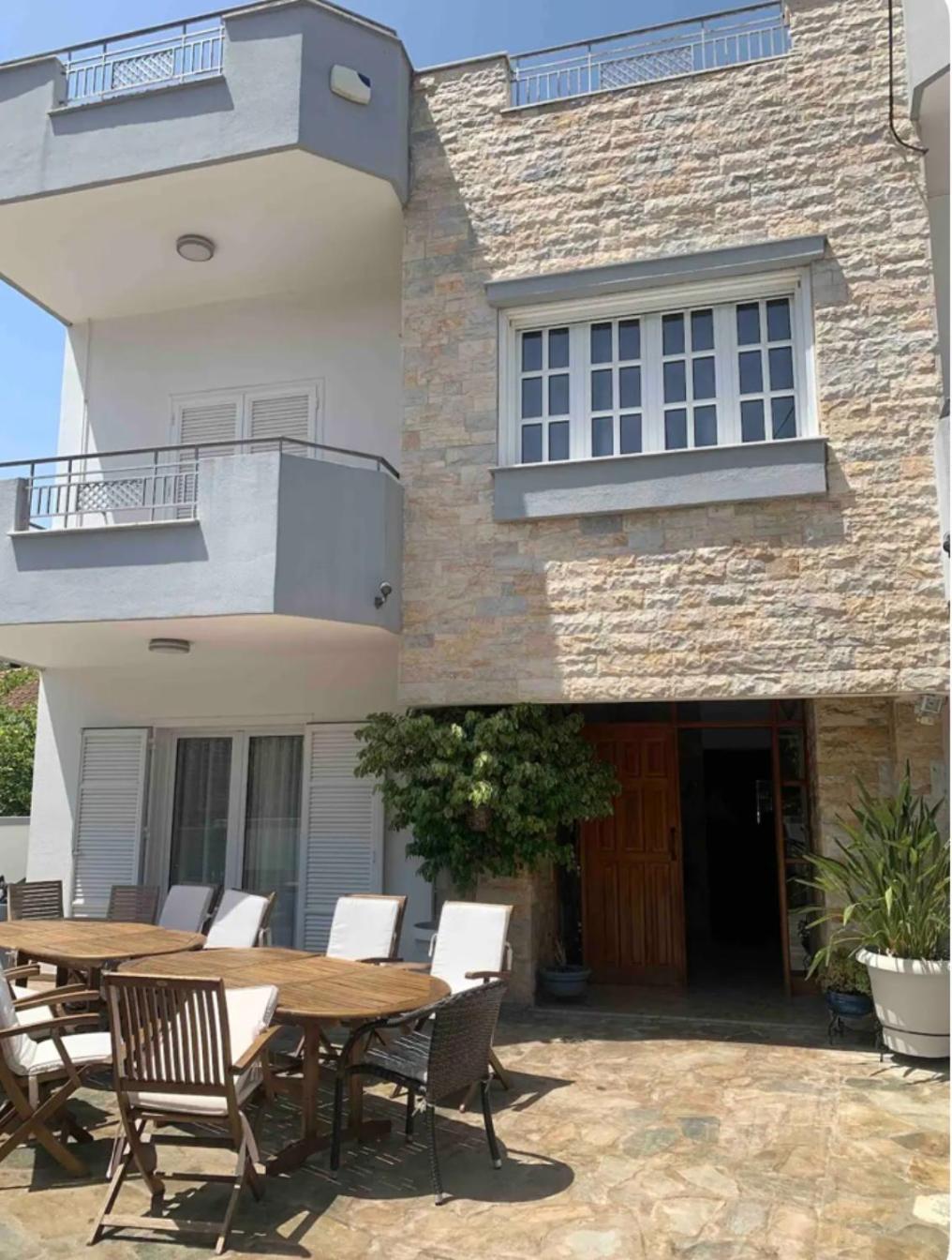 Home4U, Just 7Km From Airport Markópoulon Exterior foto